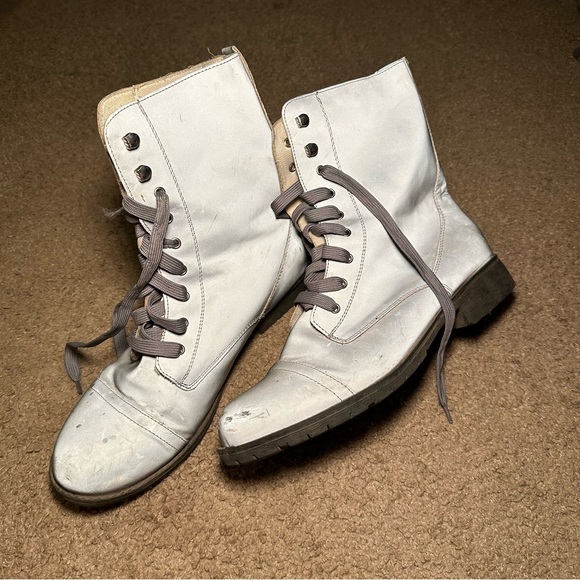 Dolls Kill FLASH REFLECTIVE combat boots. Perfect for festivals. 11 - Picture 1 of 4